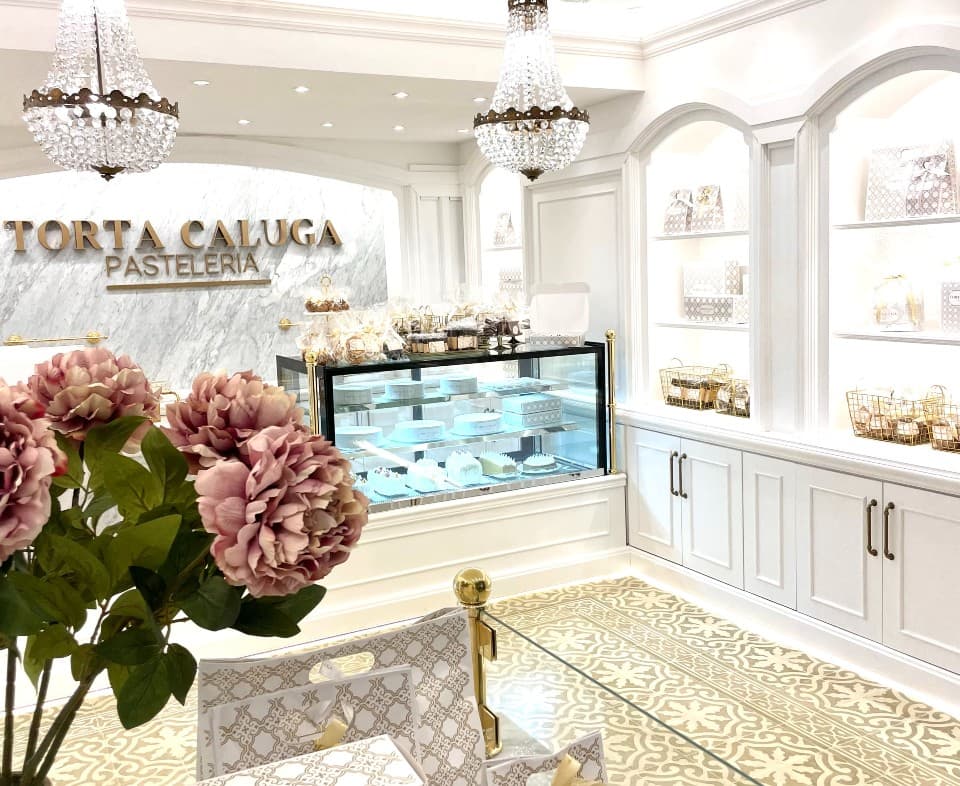 Pastelería en Luis Pasteur